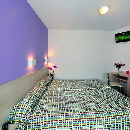 فندق Saint Contard لورد